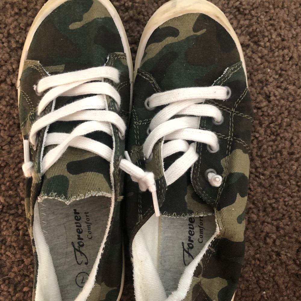 Camo shoes